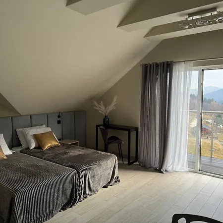 Buena Vista Czarna Gora * Sienna